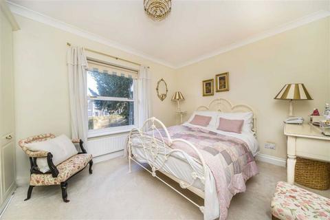 undefined, White Heron Mews, Teddington TW11