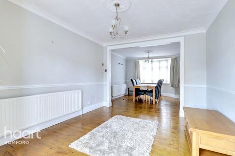 47 Cedar Road, Romford, RM7 7JS
