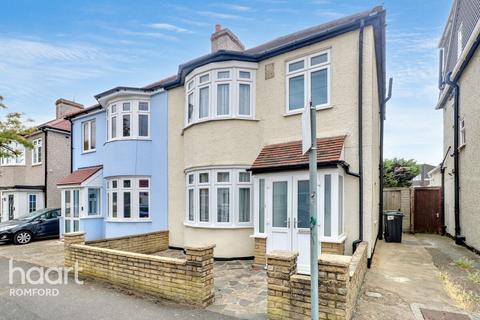 47 Cedar Road, Romford, RM7 7JS