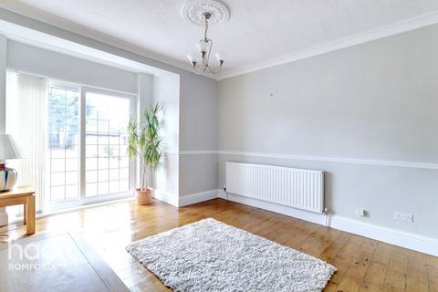 47 Cedar Road, Romford, RM7 7JS