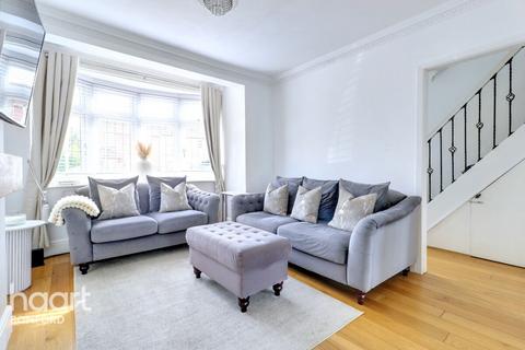 undefined, Essex Road, Romford, RM7 8AX
