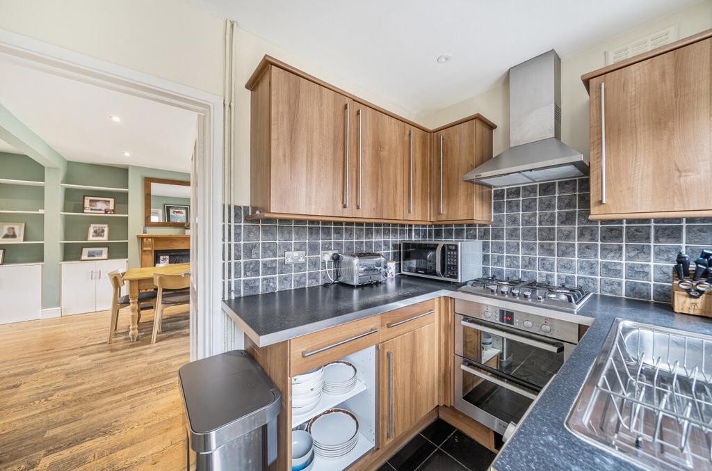 1343076-10-68a5b7...