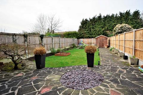 3 bedroom semi-detached house for sale, Bush Hall Road, Billericay