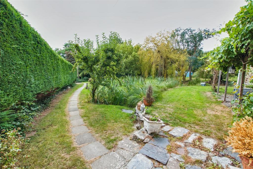 Path to front door