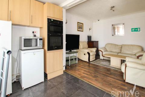 House share to rent, Mansell Road, Greenford, Middlesex