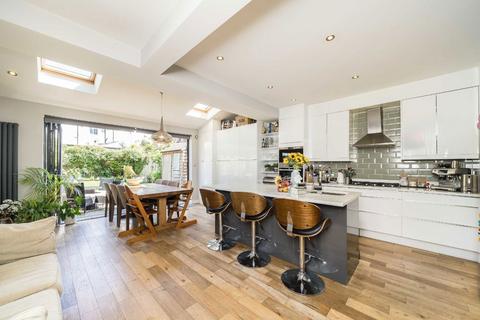13 Briar Road, London, SW16 4LT