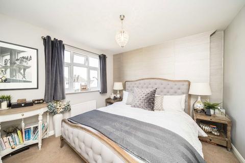13 Briar Road, London, SW16 4LT