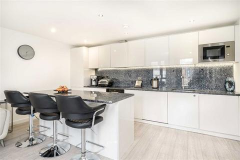 2 bedroom flat for sale, Webber Street, London SE1