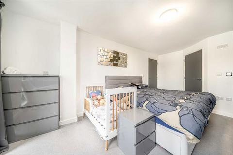 2 bedroom flat for sale, Webber Street, London SE1