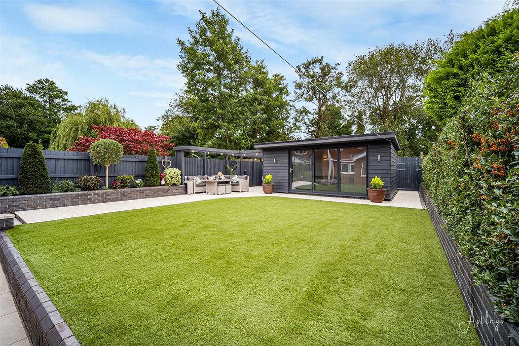 Outbuilding