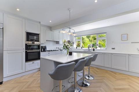 3 bedroom detached bungalow for sale, Guildford Road, Cranleigh