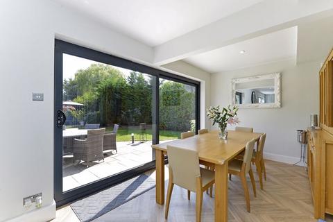 3 bedroom detached bungalow for sale, Guildford Road, Cranleigh