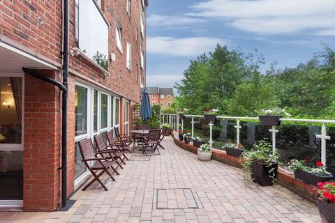 2 bedroom apartment for sale, Mill Green, Congleton