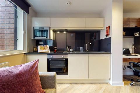undefined, Apt 28, Live Oasis Wade Lane, Live Oasis Wade Lane LS2