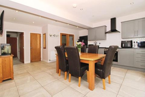 3 bedroom semi-detached house for sale, Springfields, Rushall, WS4 1JX