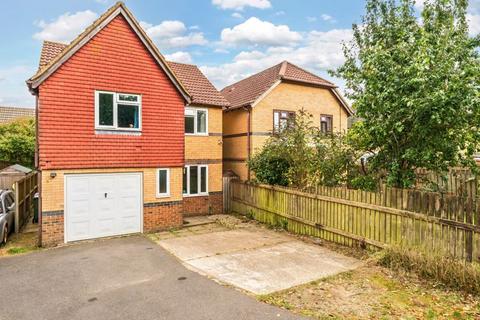 Hawkinge, Folkestone Offers in Excess of £375,000