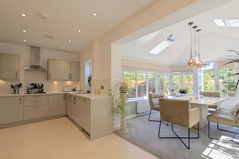 3 bedroom property to rent, Golf Open 2026 - Alma Road, Birkdale - Sleeps 6