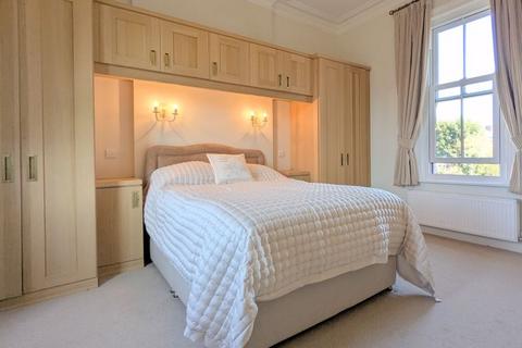 3 bedroom property to rent, Golf Open 2026 - Alma Road, Birkdale - Sleeps 6
