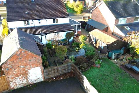 undefined, Hucclecote Road, Gloucester GL3