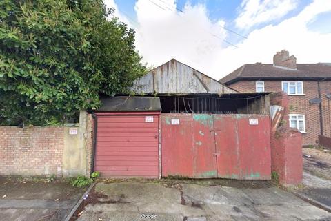 undefined, Love Lane, Mitcham