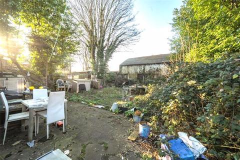 undefined, Love Lane, Mitcham