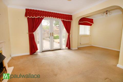 2 bedroom bungalow for sale, Glamis Close, West Cheshunt
