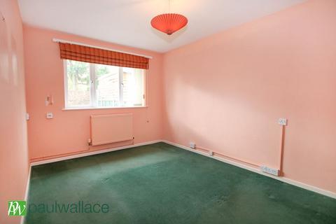 82 Glamis Close, Cheshunt, Waltham Cross, EN7 6JD