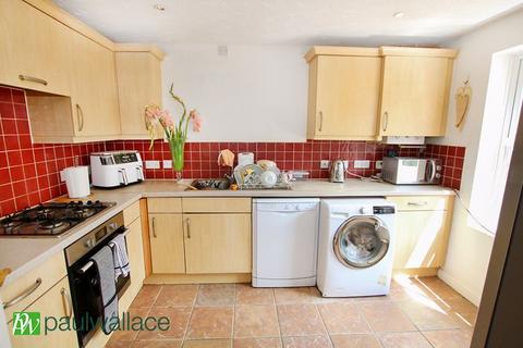 3 bedroom semi-detached house for sale, Lucern Close, West Cheshunt
