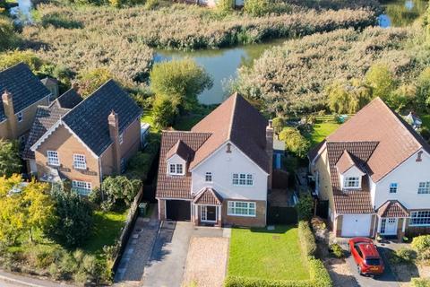 58 Marina Drive, Staverton, Trowbridge, BA14 8UR