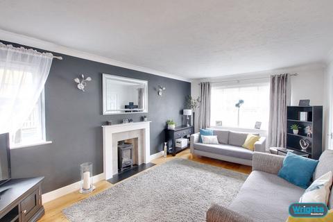 58 Marina Drive, Staverton, Trowbridge, BA14 8UR