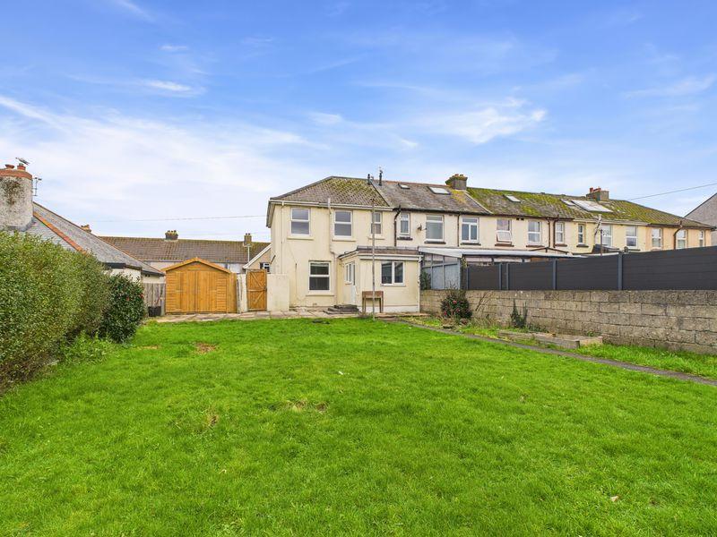 Garden and rear...