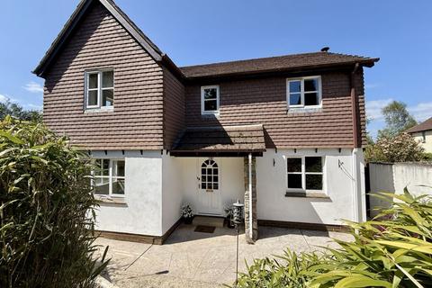 undefined, 8 No Place Hill, Totnes TQ9