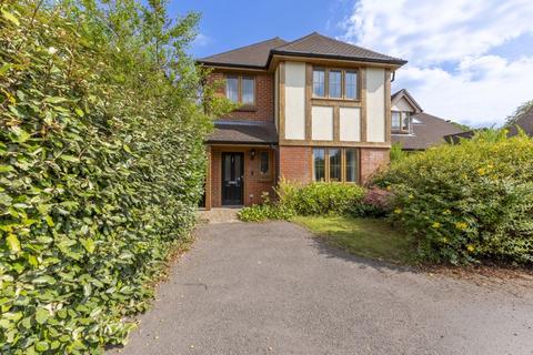 undefined, Court Meadow Close, Rotherfield