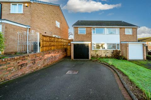 Eton Walk, Hagley DY9