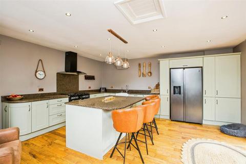 undefined, Ogden Crescent, Denholme, Bradford, BD13 4LD