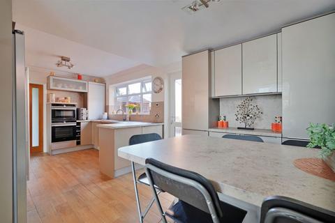 3 bedroom detached bungalow for sale, West Street, Sheffield S20