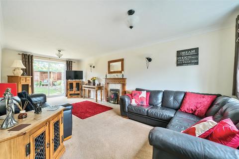 undefined, Thomas Mead, Pewsham, Chippenham