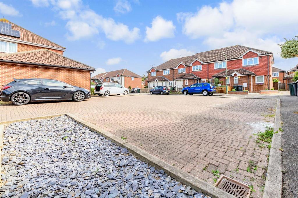 Driveway/Parking