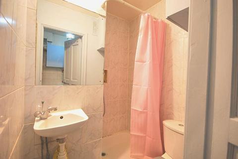4 bedroom semi-detached house for sale, SELBORNE GARDENS, PERIVALE, GREENFORD, UB6 7PD