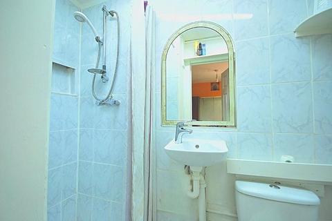 4 bedroom semi-detached house for sale, SELBORNE GARDENS