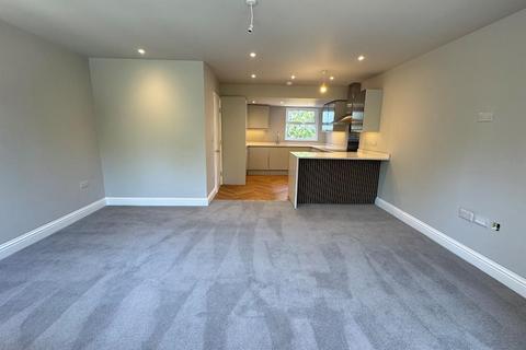 3 bedroom flat for sale, Dunstans Road, East Dulwich, London, SE22 0ES