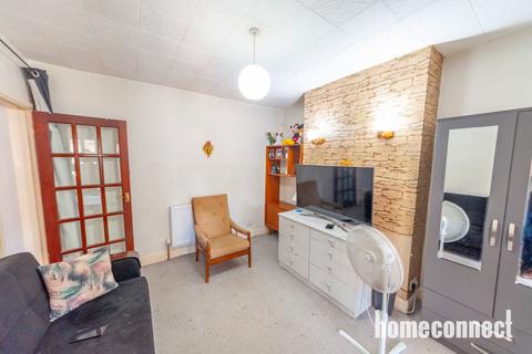 39 Weald Way, Romford, RM7 9PH