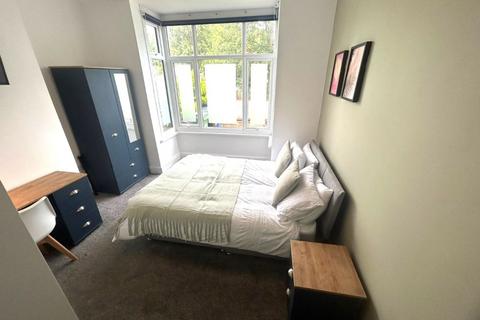 undefined, Room 1