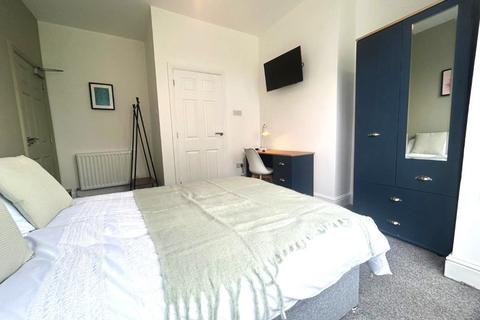 undefined, Room 1