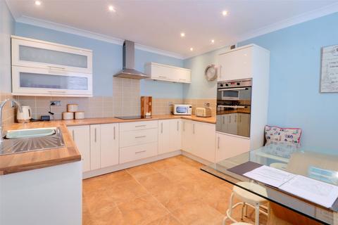 Regent Place, Ilfracombe, Devon, EX34