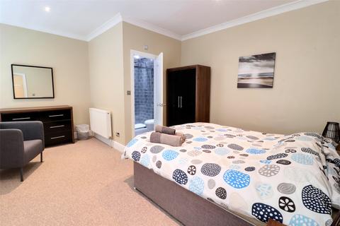 6 bedroom terraced house for sale, Regent Place, Ilfracombe, Devon, EX34