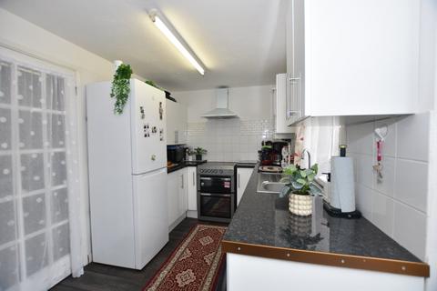 3 Bowdens Row, Redruth, TR15 2TS