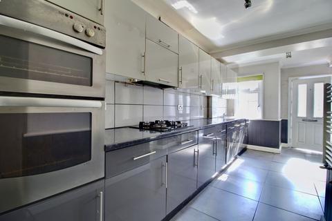49 Court Avenue, Romford, RM3 0XS