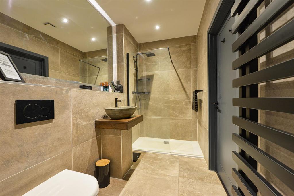 Camm House Hawkinge8.jpg