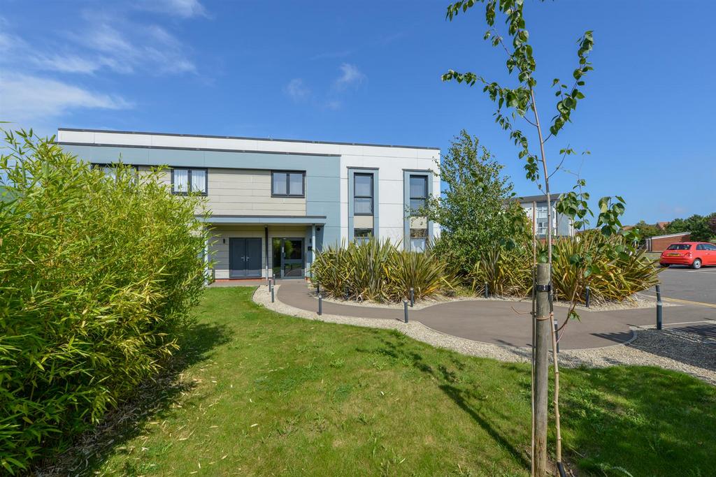 Camm House Hawkinge20.jpg